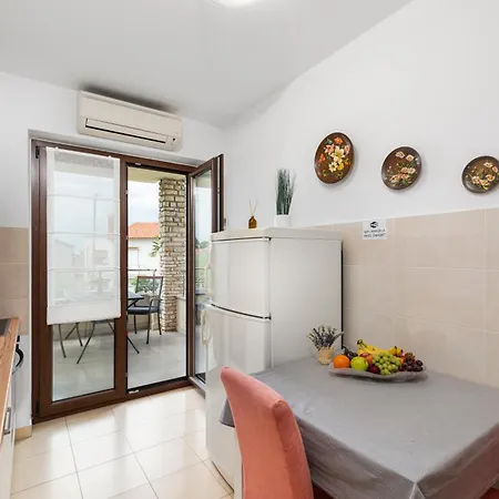 Marizela Apartment Porec